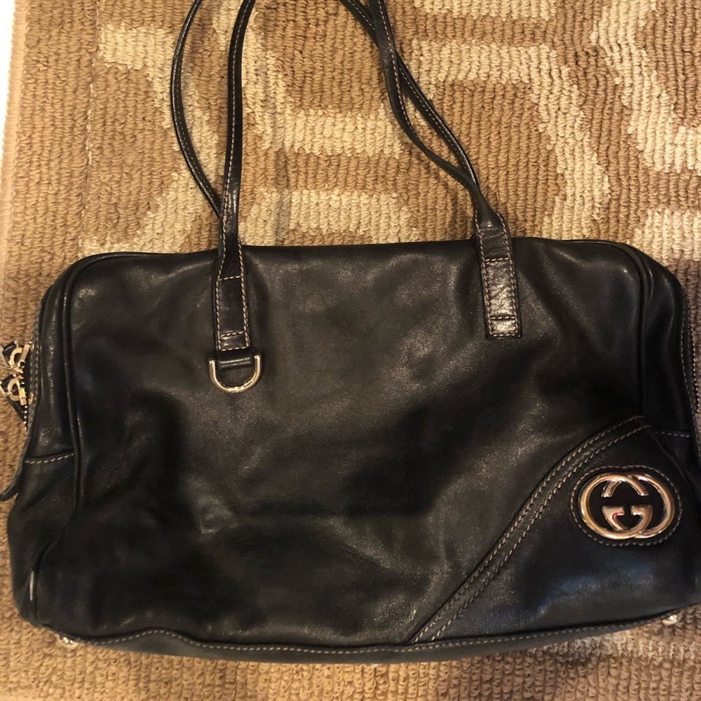 Authentic leather Gucci Bag!